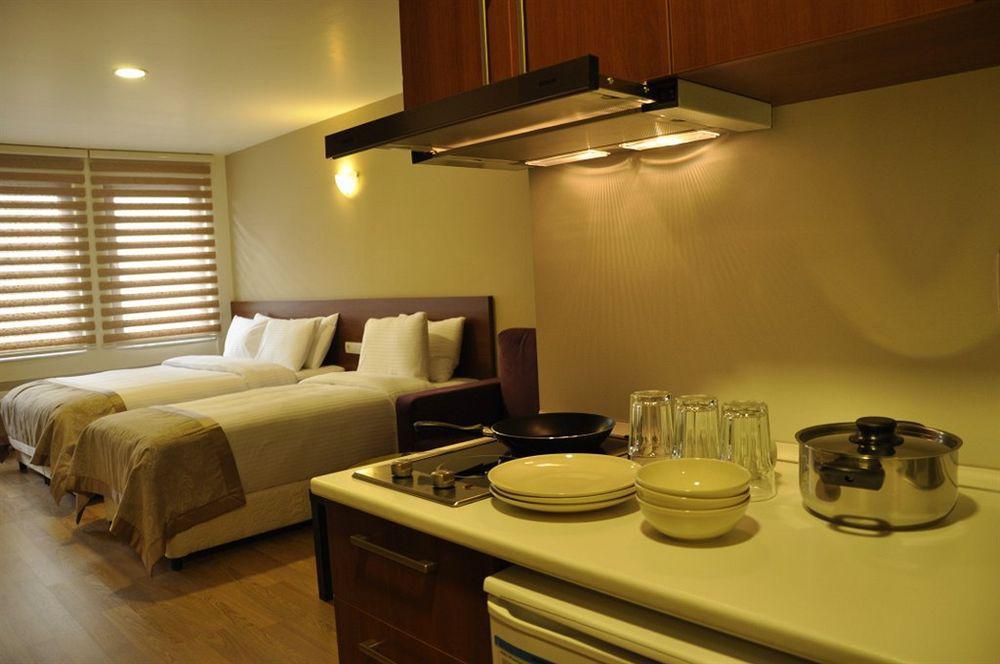 Wide Suites Taksim Istanbul Exterior foto